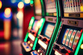 Dashboard promosi sdmtoto untuk esports Honor of Kings menampilkan cashback mingguan dan bonus reload